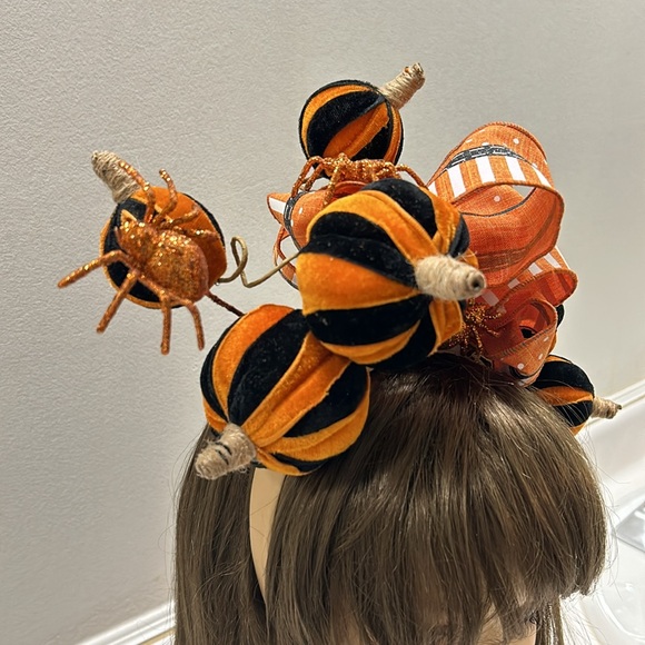 Halloween fascinator headband handmade - Picture 2 of 6